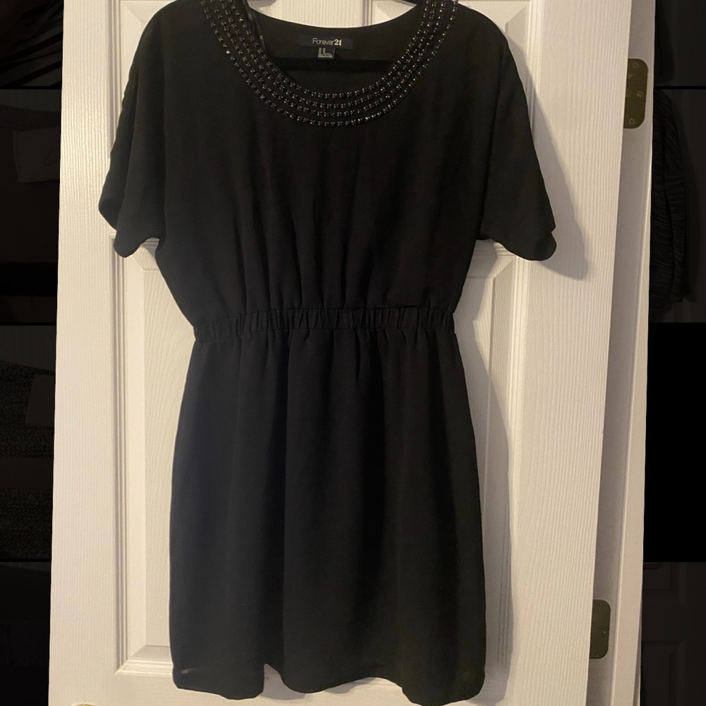 Forever 21 black dress